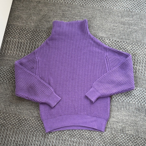 Aritzia Sweaters - Wilfred montpellier wool Sweater